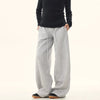 Bol Kesim Beli Lastikli Jogger, model üzerinde — Navra Wear