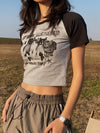 Y2K Crop Tişört, detay görünüm — Navra Wear