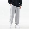 Bol Kesim Jogger, model üzerinde — Navra Wear