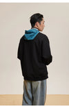 Y2K Spike Detaylı Sweatshirt, yakın çekim — Navra Wear
