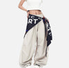 Wide Leg Western Baskılı Jogger, model üzerinde — Navra Wear