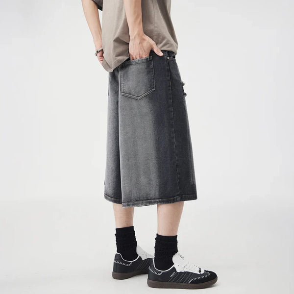 Heavy-Duty Heritage Relaxed Casual Torn Denim Shorts alternatif görünüm