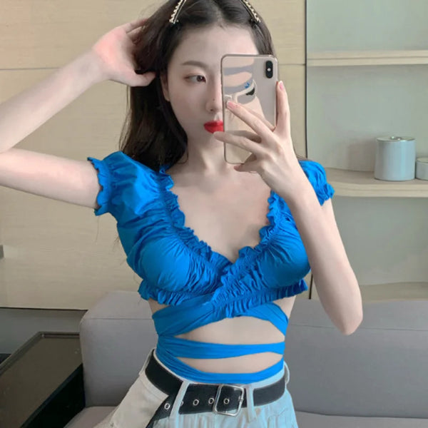 Wrap Cut-Out Ruffled Top alternatif görünüm