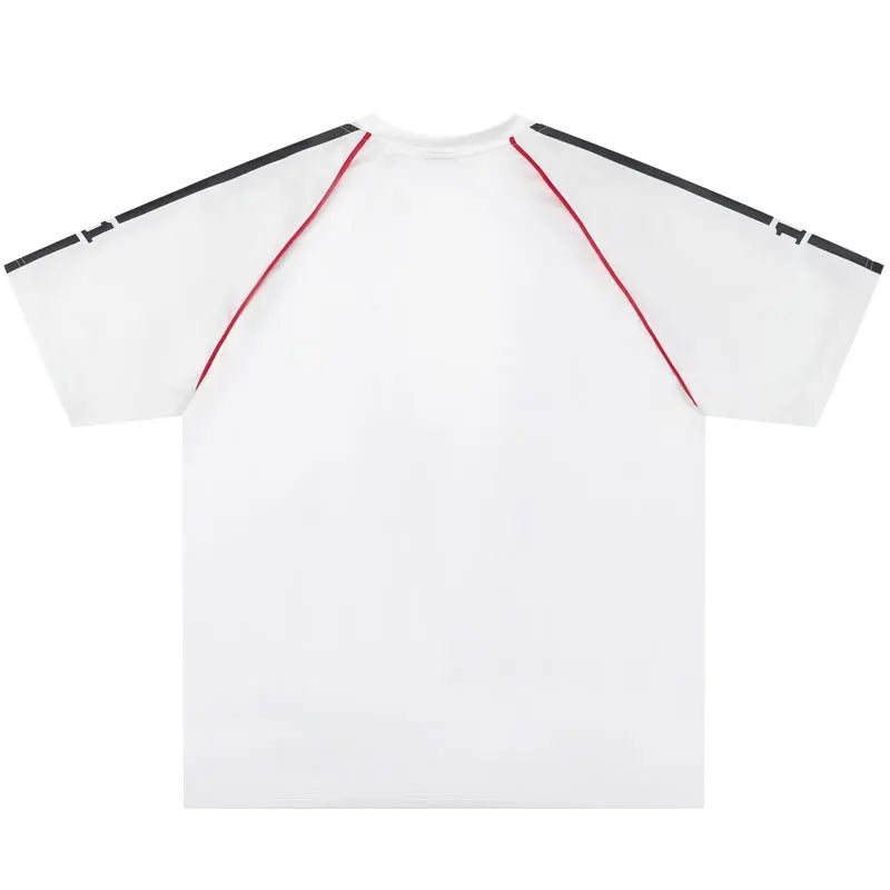 File Detaylı Tişört, model üzerinde — Navra Wear