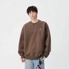 Nakışlı Bisiklet Yaka Sweatshirt, yakın çekim — Navra Wear
