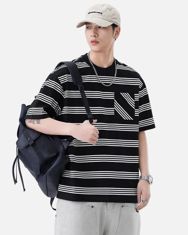 Chic Unstructured Fit Bar-Print with Front Pocket T-Shirt alternatif görünüm