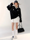 Baskılı Oversize Sweatshirt, yakın çekim — Navra Wear