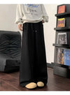 Bol Kesim Jogger, model üzerinde — Navra Wear