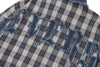Harf Baskılı Gömlek, model üzerinde — Navra Wear