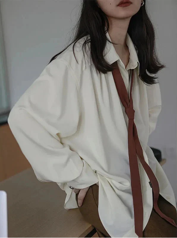 K-Chic Oversized Button-Front Top alternatif görünüm