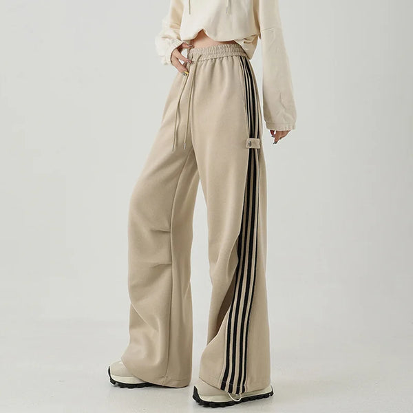 Y2K Track Wide-Leg Sweatpants alternatif görünüm