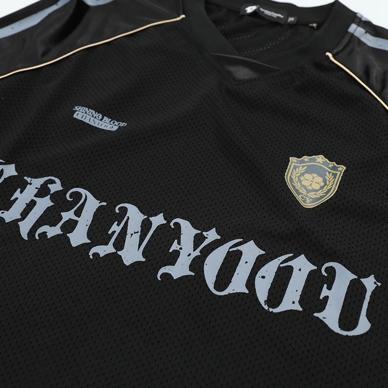 Yıldız Baskılı Tişört, yan görünüm — Navra Wear
