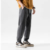 Bol Kesim Jogger, model üzerinde — Navra Wear