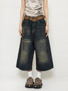 Kadın Y2K Punk Rock Baskılı Jean Şort, önden görünüm — Navra Wear