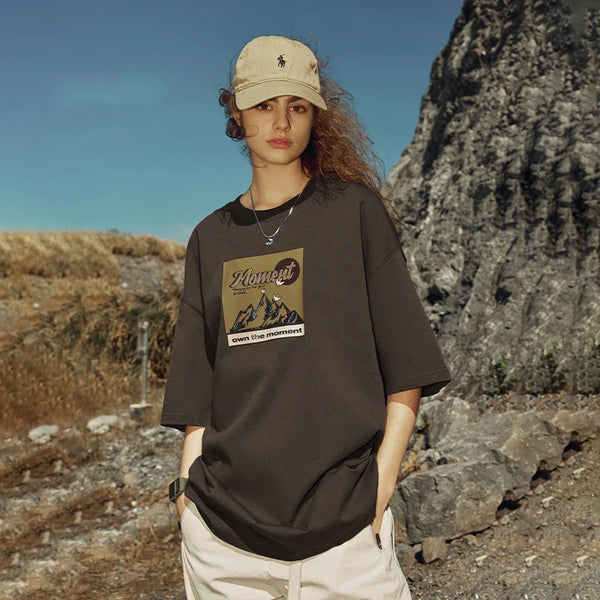Block-Color Color Mountain Illustrated T-Shirt alternatif görünüm