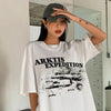Kadın Y2K Tişört, kombin görünüm — Navra Wear