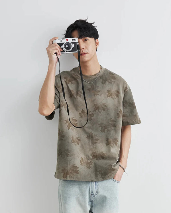 Men's Block-Style Revival Ink Dye Maple Leaf T-Shirt alternatif görünüm