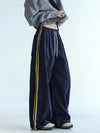 Kadın Vintage Çizgili Jogger, arka görünüm — Navra Wear