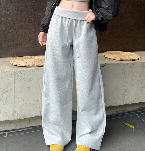 Y2K Wide Leg Jogger, önden görünüm — Navra Wear