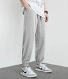 Düz Kesim Jogger, model üzerinde — Navra Wear