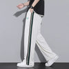 Wide Leg Jogger, model üzerinde — Navra Wear