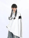 Yıldız Baskılı Oversize Sweatshirt, yakın çekim — Navra Wear