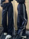 Kadın Y2K Bol Kesim Jogger, detay görünüm — Navra Wear