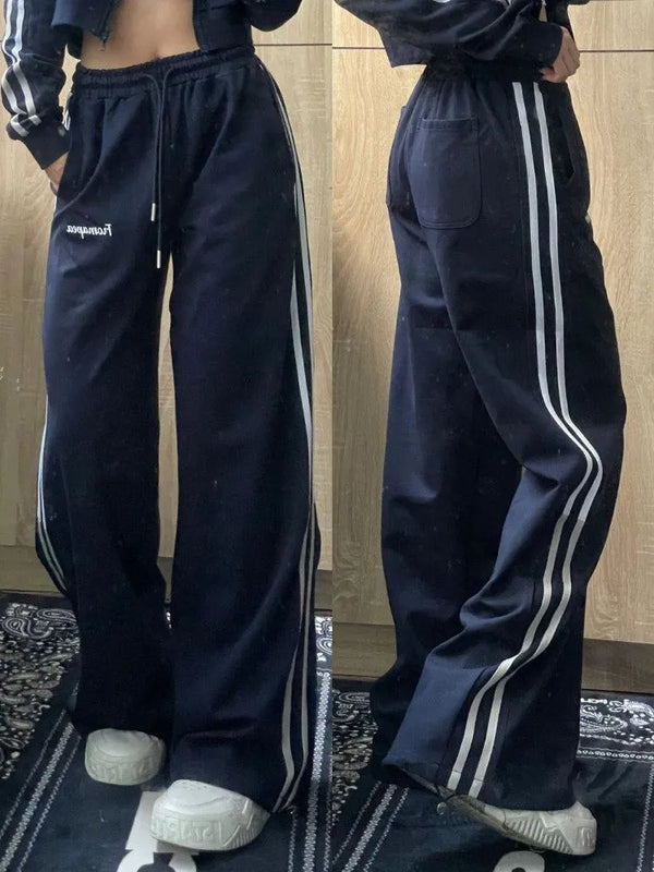 Kadın Y2K Bol Kesim Jogger alternatif görünüm