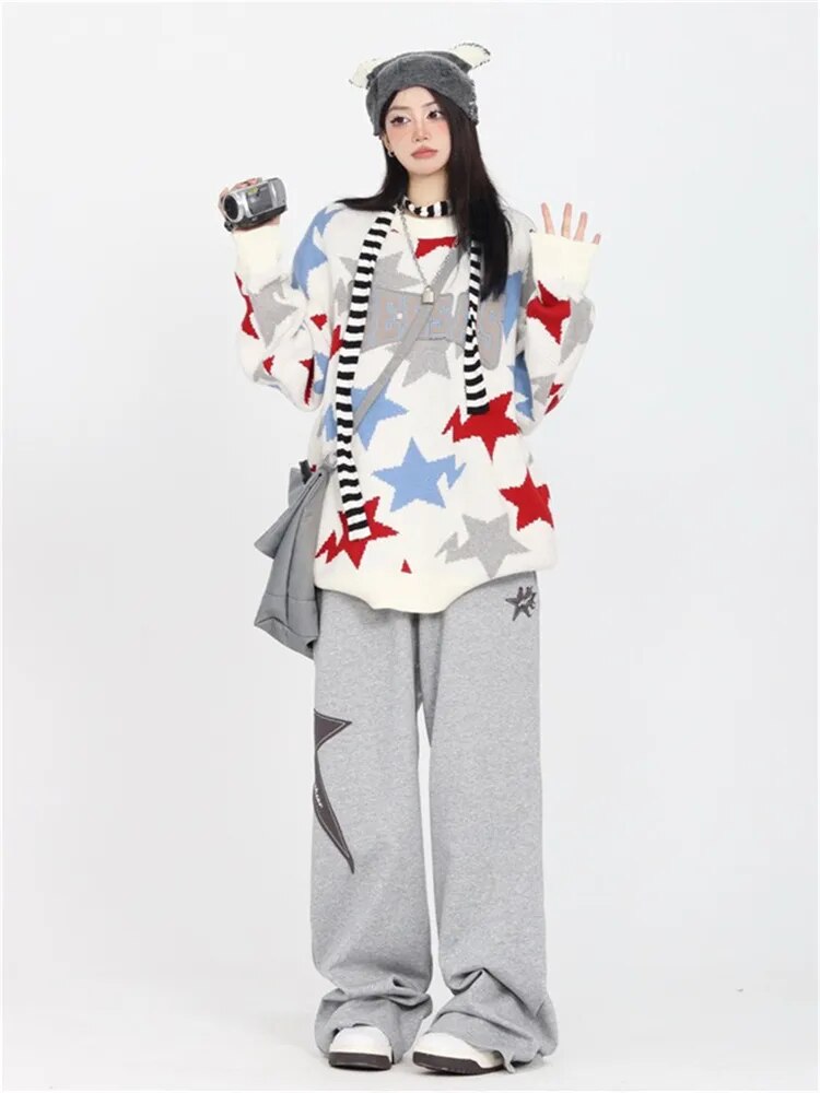 Kadın Y2K Yıldız Baskılı Jogger, önden görünüm — Navra Wear