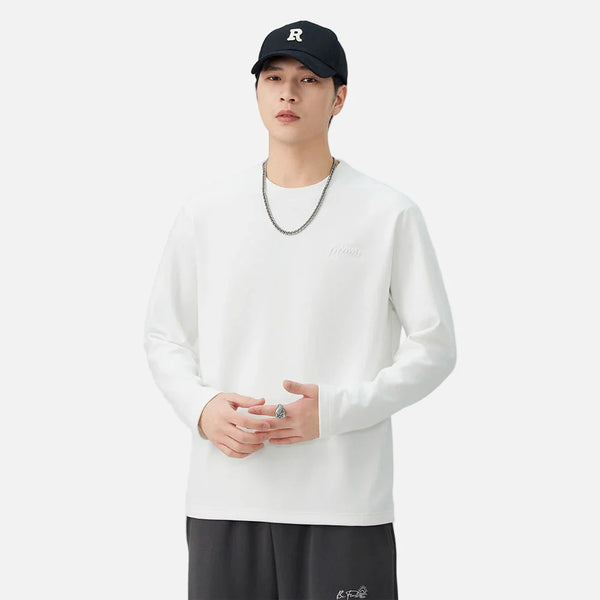 Cozy Winter Logo Clean-Tone Color Long Sleeve T-Shirt alternatif görünüm
