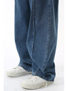 Bol Kesim Jean Pantolon, yakın çekim — Navra Wear