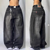 Yıkanmış Yüksek Bel Wide Leg Jean Pantolon, model üzerinde — Navra Wear