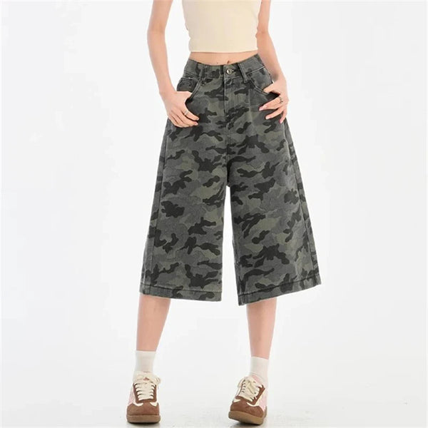 Sleek Woodland Utility Shorts alternatif görünüm