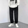 Bol Kesim Jogger, model üzerinde — Navra Wear