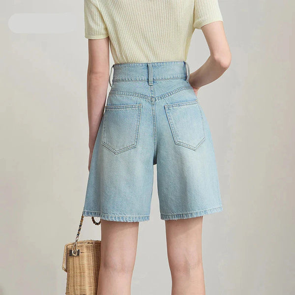 Clean Break Distressed Denim Shorts alternatif görünüm