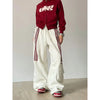 Vintage Wide Leg Western Baskılı Jogger, model üzerinde — Navra Wear