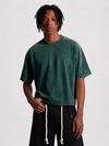 Boxy Soft Yıkanmış Tişört, yakın çekim — Navra Wear
