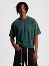 Boxy Soft Yıkanmış Tişört, yakın çekim — Navra Wear