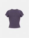 Slim Performans Tişört, model üzerinde — Navra Wear