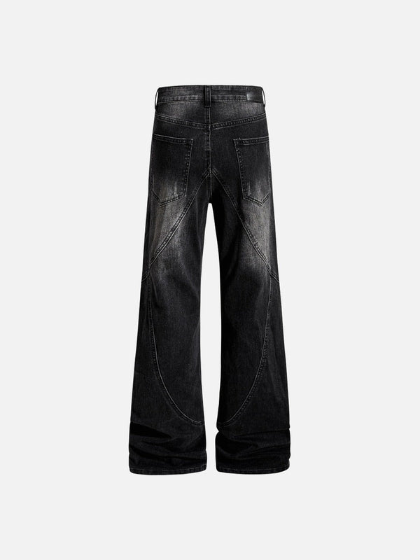 Yıkanmış Yırtık Detaylı İspanyol Paça Jean Pantolon, model üzerinde — Navra Wear