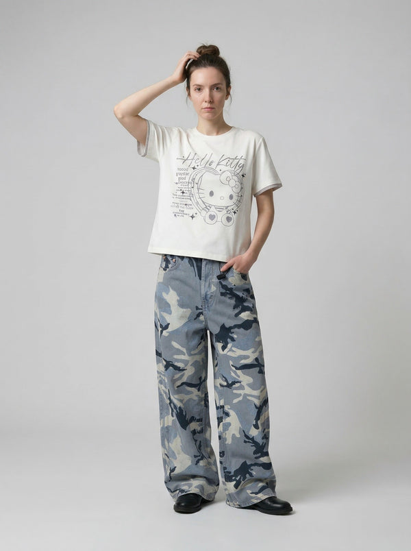 Hello Kitty Visual Slim Fit T-Shirt alternatif görünüm