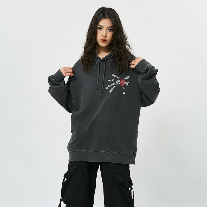 Loved Heart Embroidery Sweatshirt
