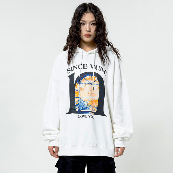 Love Graphic Sweatshirt alternatif görünüm