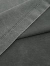 Yıkanmış Polo Tişört, model üzerinde — Navra Wear